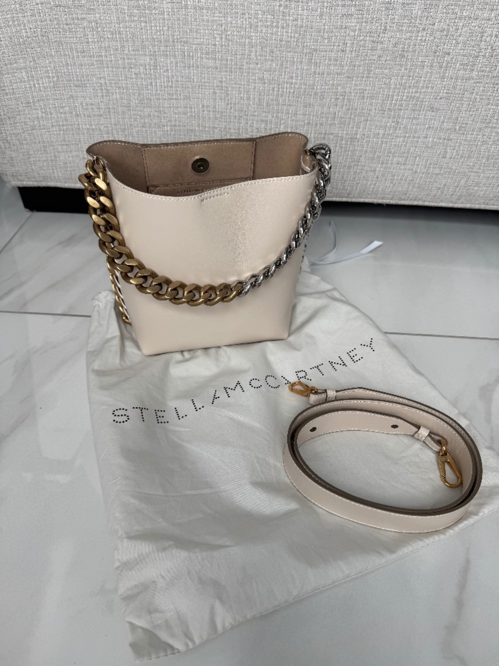**Stella McCartney Frayme Bucket Bag – Pure White/Ivory – New Without Tags**